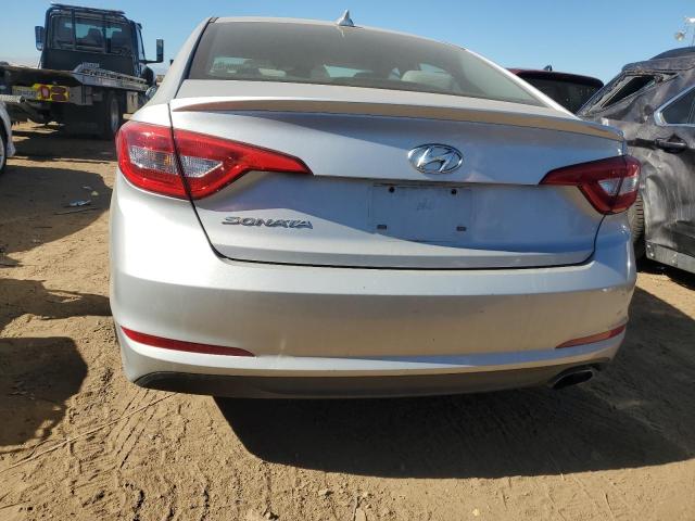 Photo 5 VIN: 5NPE24AF3GH394052 - HYUNDAI SONATA SE 