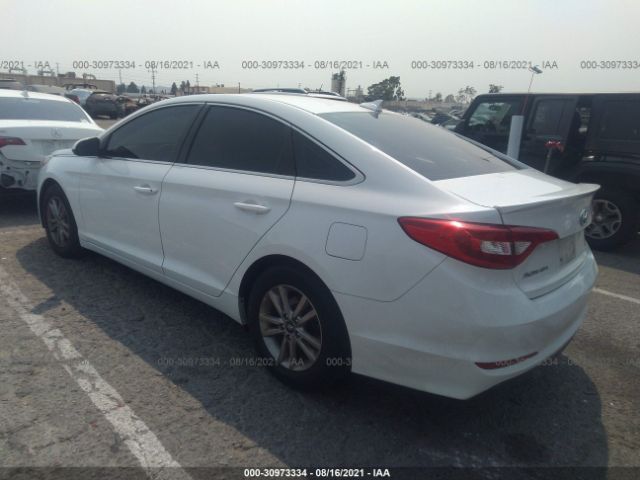 Photo 2 VIN: 5NPE24AF3GH401923 - HYUNDAI SONATA 