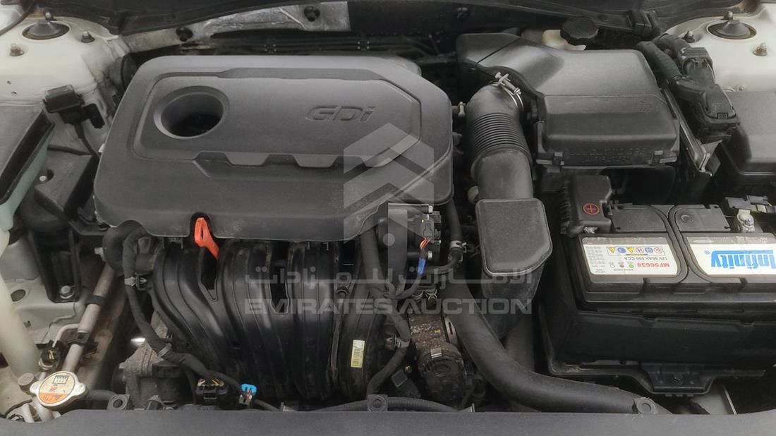 Photo 32 VIN: 5NPE24AF3GH402456 - HYUNDAI SONATA 