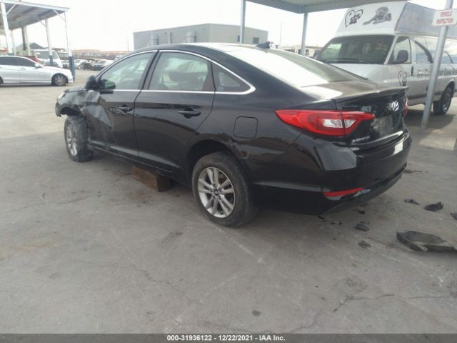 Photo 2 VIN: 5NPE24AF3GH409617 - HYUNDAI SONATA 