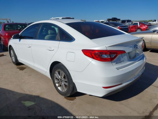 Photo 2 VIN: 5NPE24AF3GH415868 - HYUNDAI SONATA 