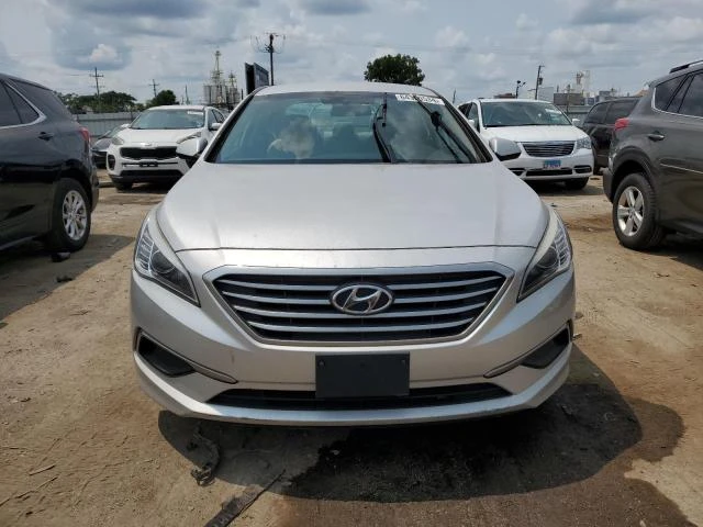 Photo 4 VIN: 5NPE24AF3HH446166 - HYUNDAI SONATA SE 