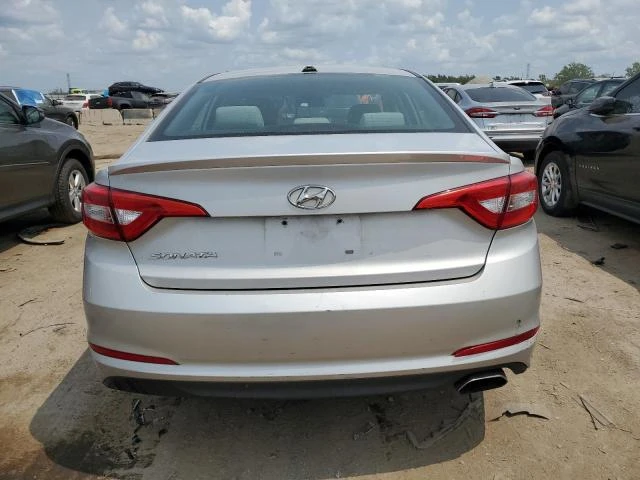 Photo 5 VIN: 5NPE24AF3HH446166 - HYUNDAI SONATA SE 