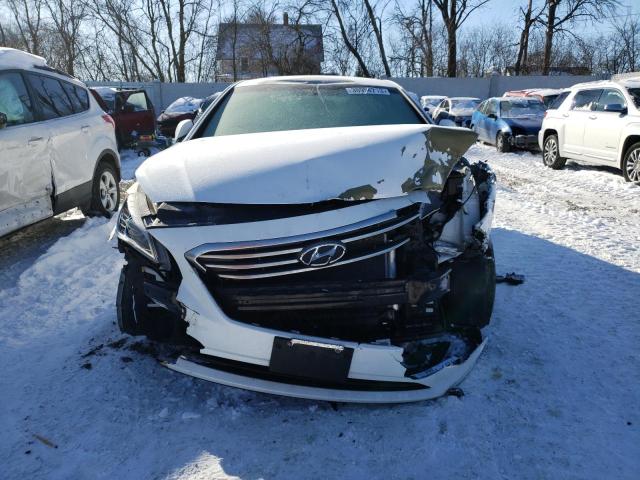 Photo 4 VIN: 5NPE24AF3HH448080 - HYUNDAI SONATA SE 