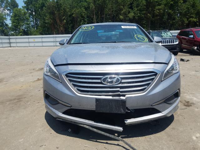 Photo 8 VIN: 5NPE24AF3HH478454 - HYUNDAI SONATA SE 