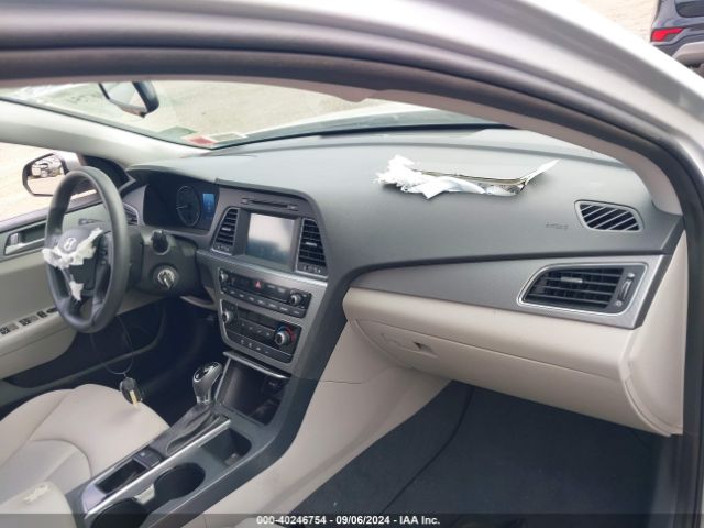 Photo 4 VIN: 5NPE24AF3HH483363 - HYUNDAI SONATA 