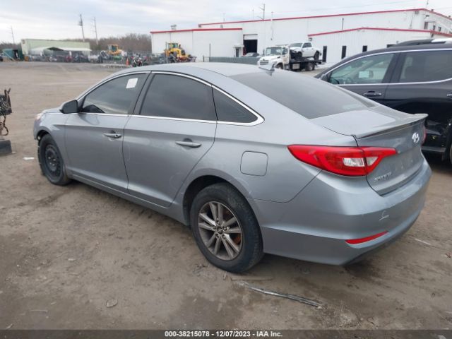 Photo 2 VIN: 5NPE24AF3HH492208 - HYUNDAI SONATA 