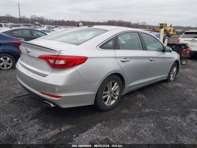 Photo 3 VIN: 5NPE24AF3HH493410 - HYUNDAI SONATA 