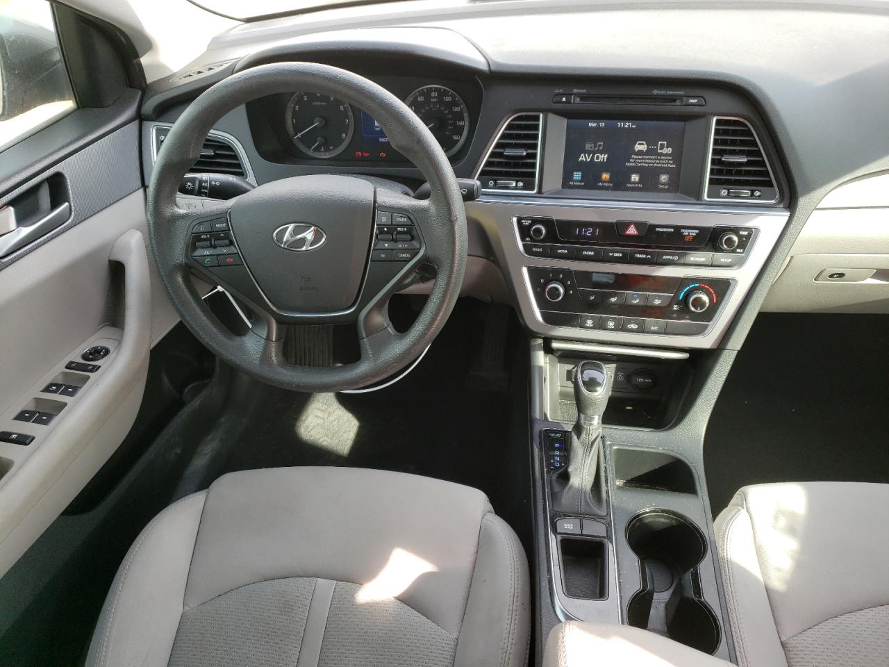 Photo 7 VIN: 5NPE24AF3HH494492 - HYUNDAI SONATA 