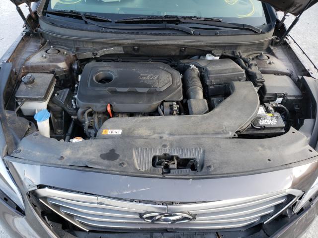 Photo 6 VIN: 5NPE24AF3HH501876 - HYUNDAI SONATA SE 