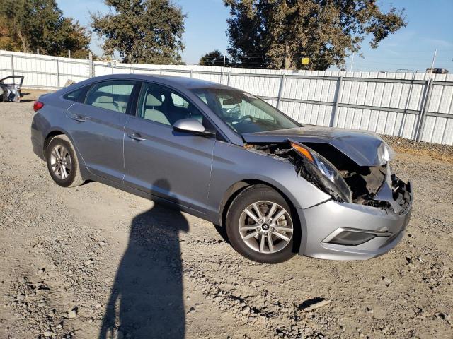 Photo 3 VIN: 5NPE24AF3HH515504 - HYUNDAI SONATA SE 