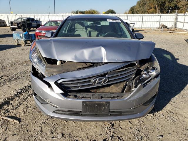 Photo 4 VIN: 5NPE24AF3HH515504 - HYUNDAI SONATA SE 