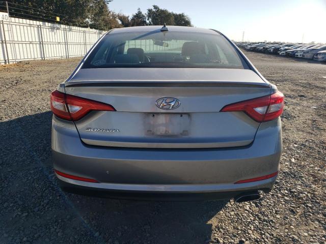 Photo 5 VIN: 5NPE24AF3HH515504 - HYUNDAI SONATA SE 