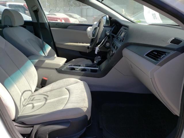 Photo 4 VIN: 5NPE24AF3HH517284 - HYUNDAI SONATA SE 