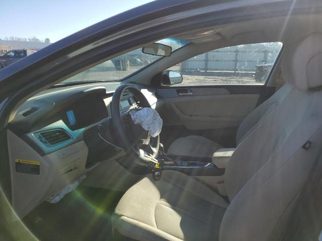 Photo 6 VIN: 5NPE24AF3HH517625 - HYUNDAI SONATA SE 