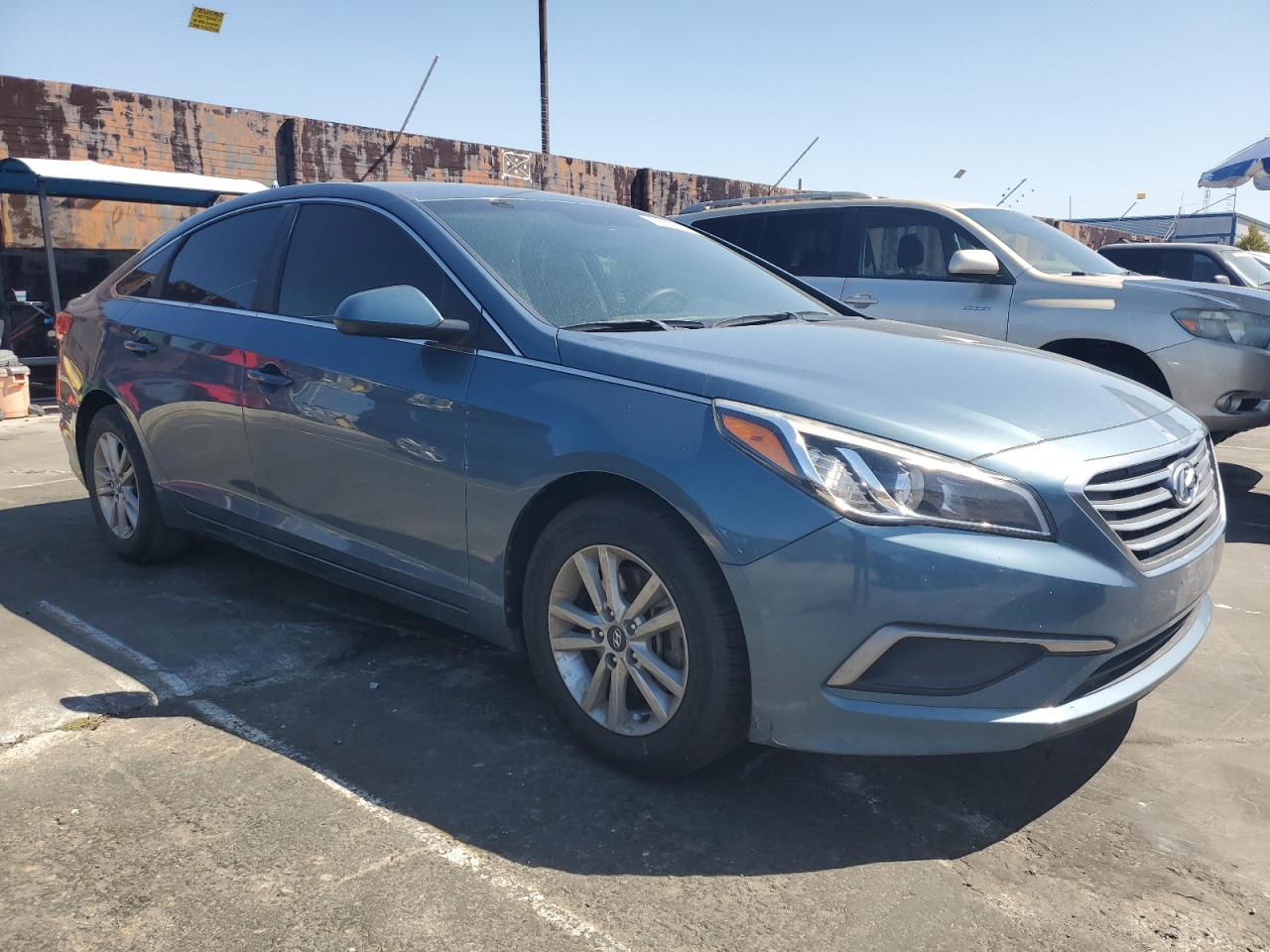 Photo 3 VIN: 5NPE24AF3HH518872 - HYUNDAI SONATA 