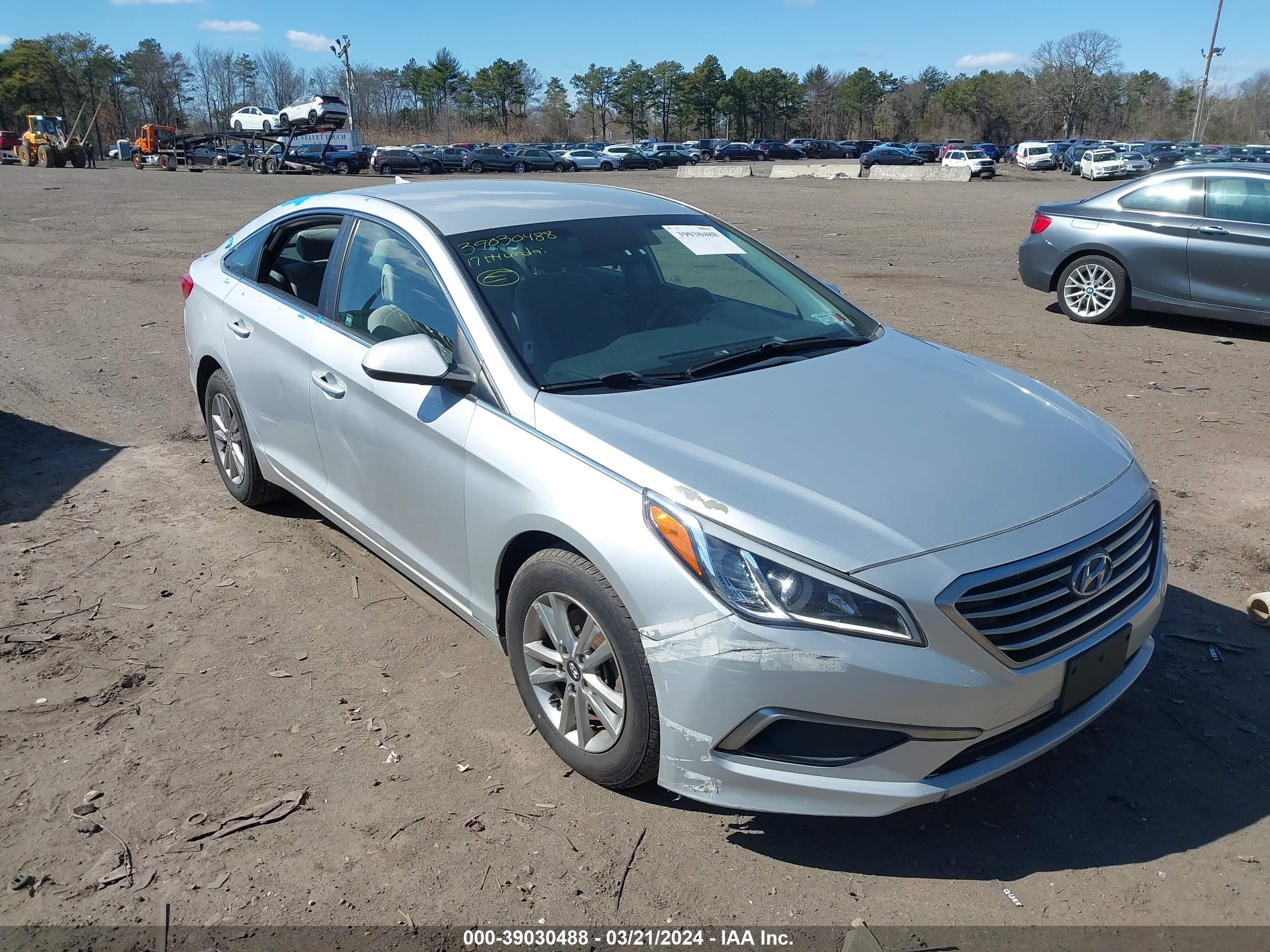 Photo 0 VIN: 5NPE24AF3HH522520 - HYUNDAI SONATA 