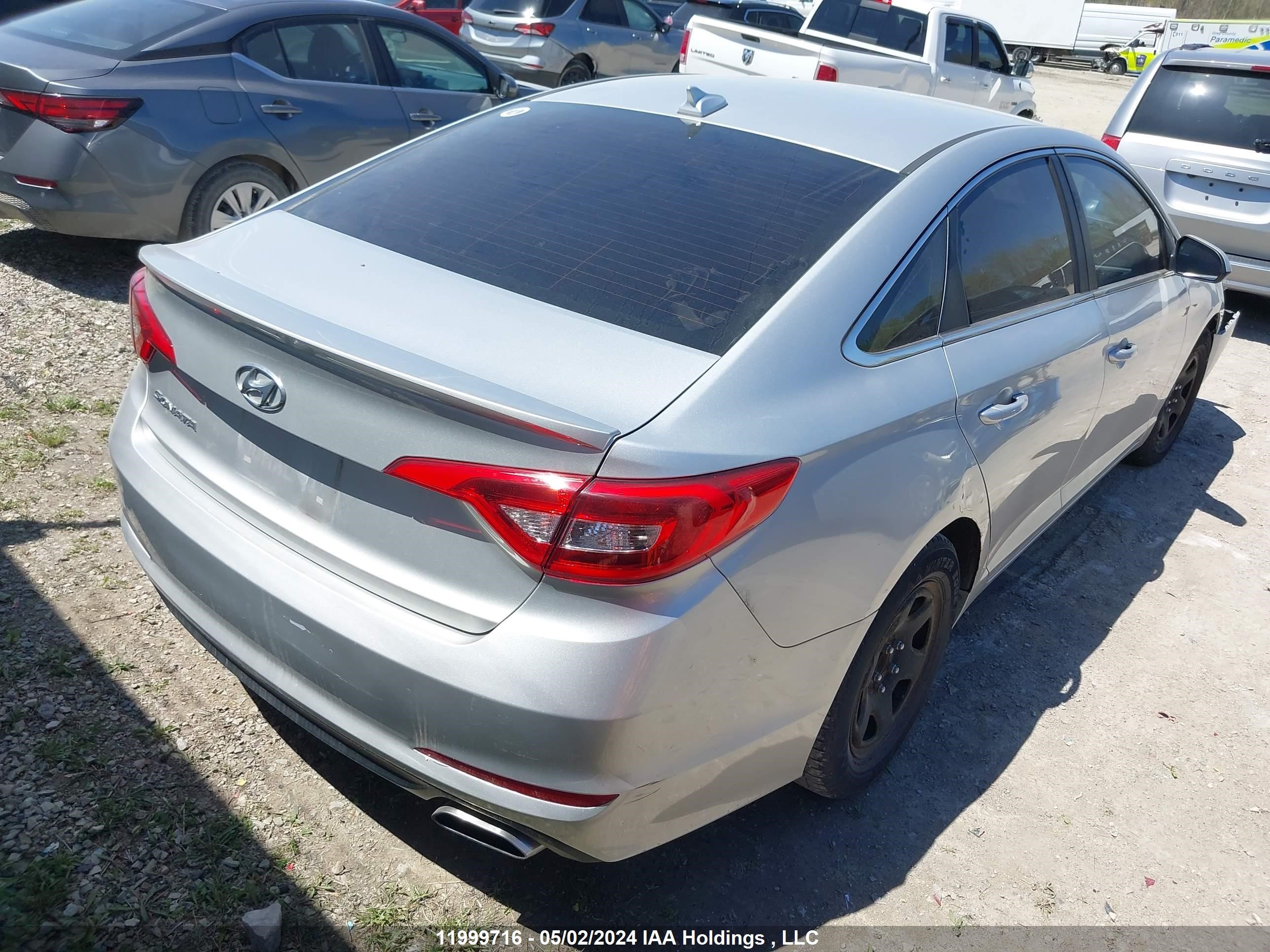 Photo 3 VIN: 5NPE24AF3HH523893 - HYUNDAI SONATA 