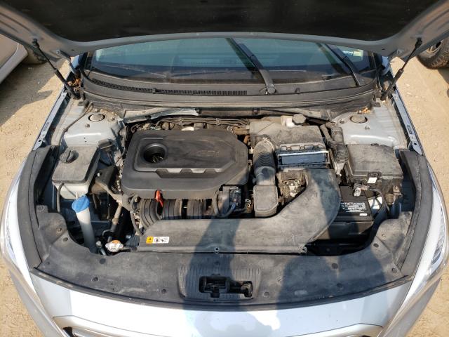 Photo 6 VIN: 5NPE24AF3HH528821 - HYUNDAI SONATA SE 