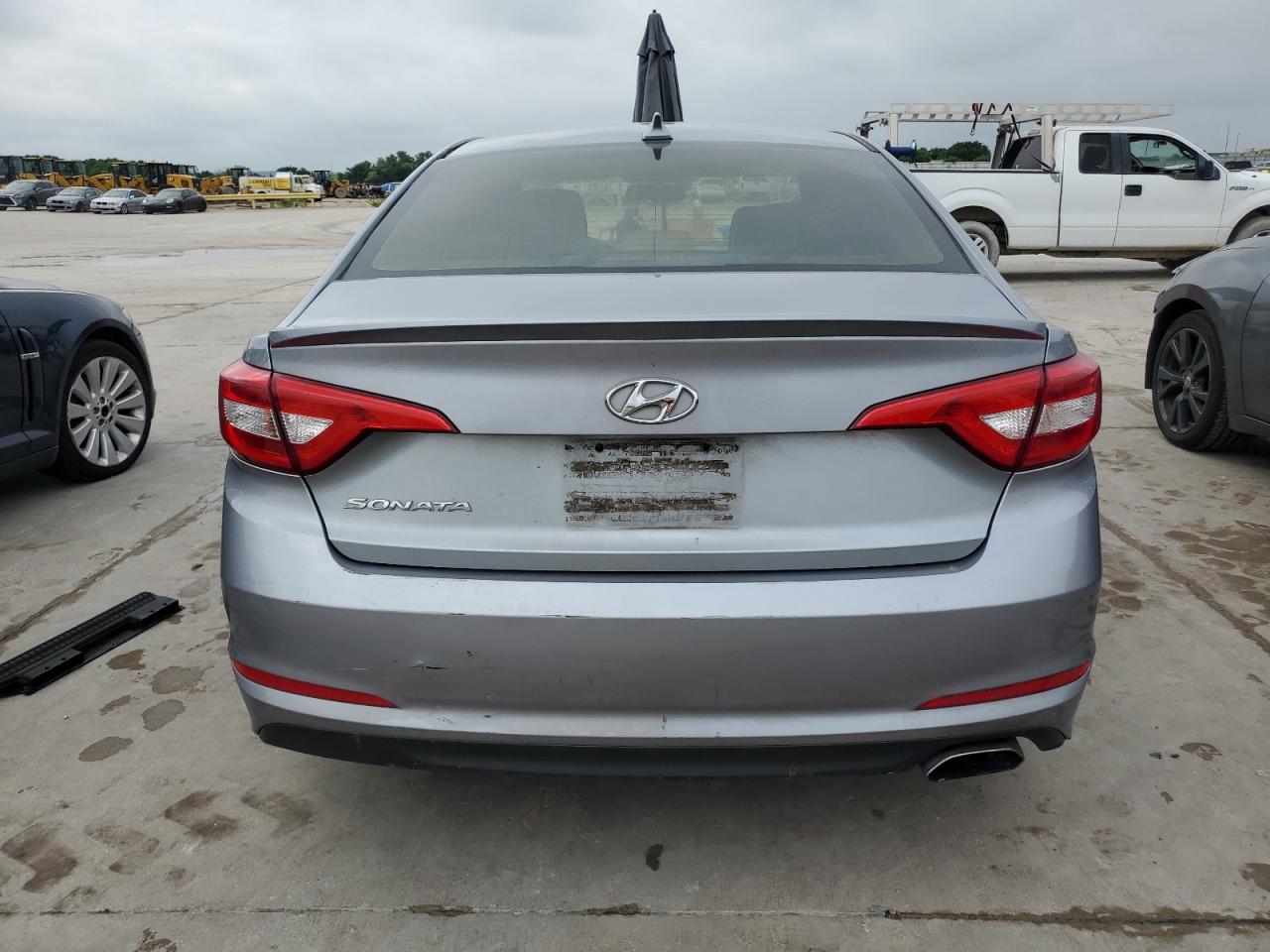 Photo 5 VIN: 5NPE24AF3HH548129 - HYUNDAI SONATA 