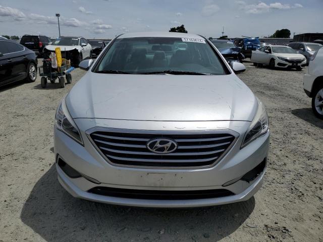 Photo 4 VIN: 5NPE24AF3HH558241 - HYUNDAI SONATA SE 