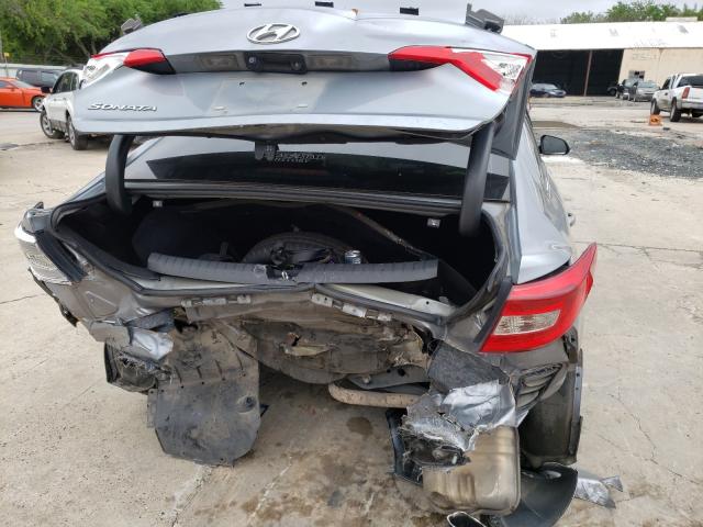 Photo 8 VIN: 5NPE24AF3HH569403 - HYUNDAI SONATA SE 