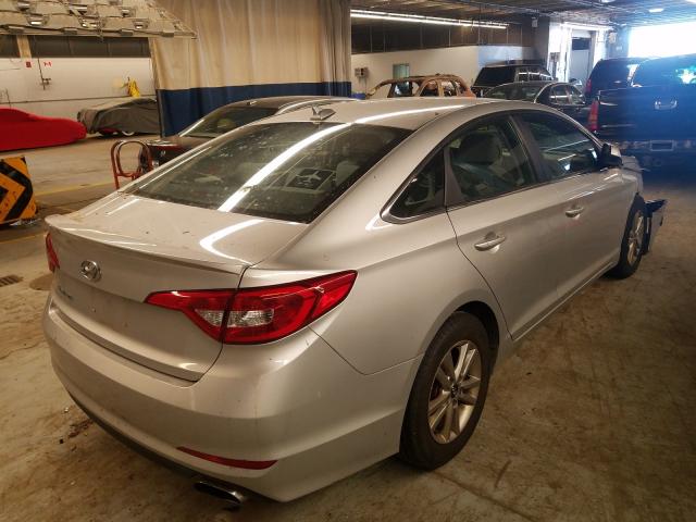 Photo 3 VIN: 5NPE24AF3HH573158 - HYUNDAI SONATA SE 