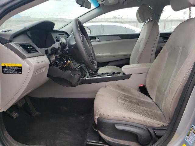 Photo 6 VIN: 5NPE24AF3HH574987 - HYUNDAI SONATA SE 