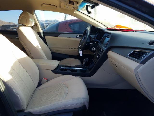 Photo 4 VIN: 5NPE24AF3HH592227 - HYUNDAI SONATA 