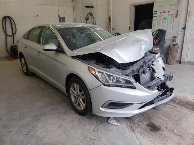 Photo 0 VIN: 5NPE24AF3HH592969 - HYUNDAI SONATA SE 