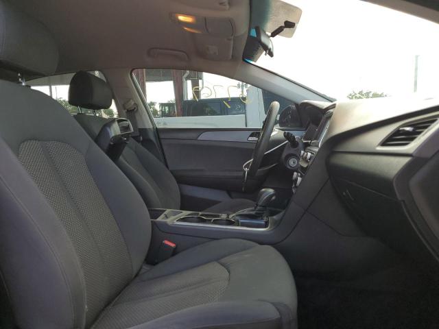 Photo 4 VIN: 5NPE24AF3JH600378 - HYUNDAI SONATA SE 