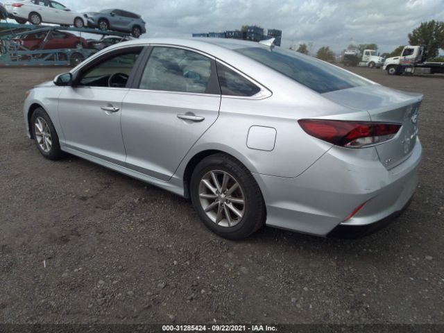 Photo 2 VIN: 5NPE24AF3JH601272 - HYUNDAI SONATA 