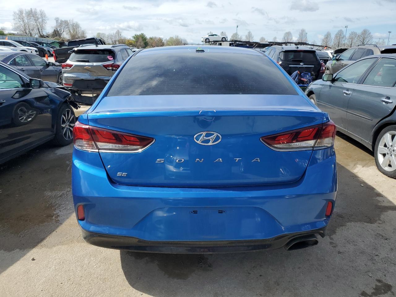 Photo 5 VIN: 5NPE24AF3JH601451 - HYUNDAI SONATA 