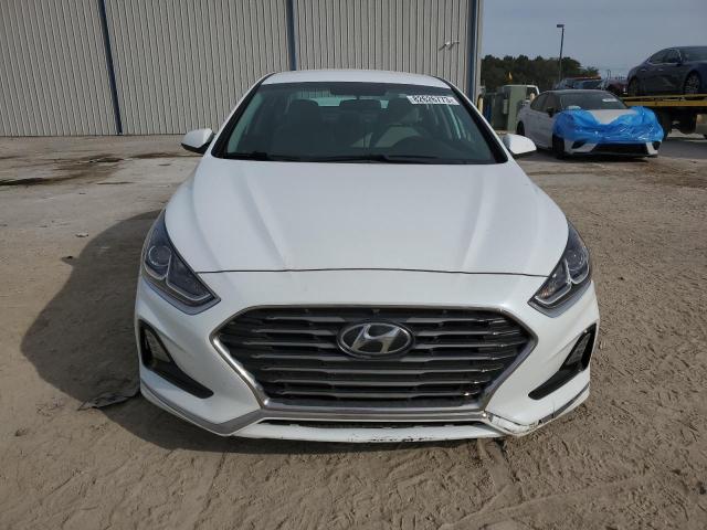 Photo 4 VIN: 5NPE24AF3JH605144 - HYUNDAI SONATA 