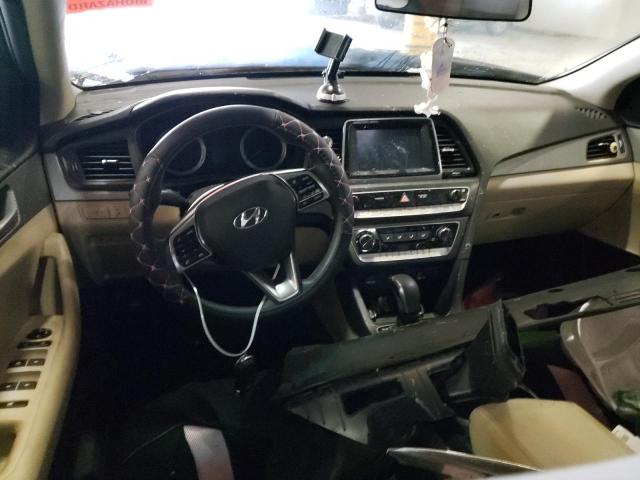 Photo 8 VIN: 5NPE24AF3JH615656 - HYUNDAI SONATA SE 