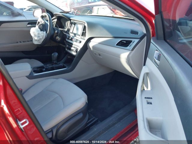 Photo 4 VIN: 5NPE24AF3JH617956 - HYUNDAI SONATA 