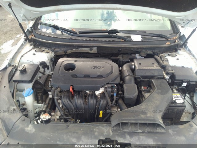 Photo 9 VIN: 5NPE24AF3JH627337 - HYUNDAI SONATA 