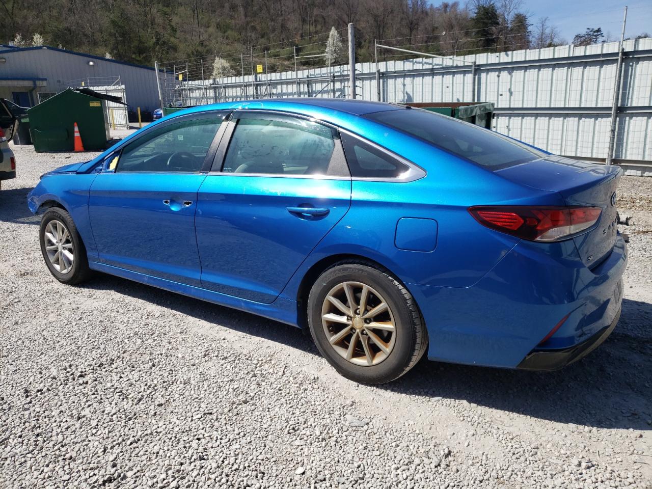 Photo 1 VIN: 5NPE24AF3JH668518 - HYUNDAI SONATA 