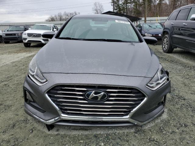 Photo 4 VIN: 5NPE24AF3JH670351 - HYUNDAI SONATA 