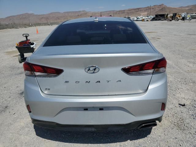 Photo 5 VIN: 5NPE24AF3JH683861 - HYUNDAI SONATA SE 