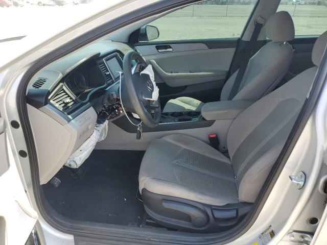 Photo 6 VIN: 5NPE24AF3JH683861 - HYUNDAI SONATA SE 