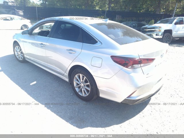 Photo 2 VIN: 5NPE24AF3JH686761 - HYUNDAI SONATA 