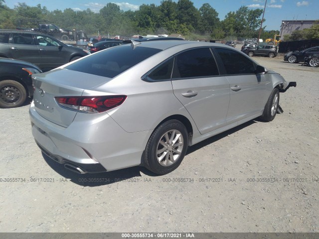 Photo 3 VIN: 5NPE24AF3JH686761 - HYUNDAI SONATA 