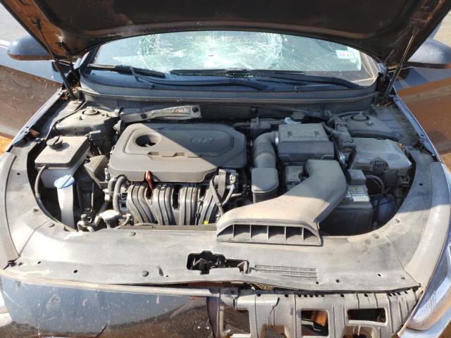 Photo 6 VIN: 5NPE24AF3JH697470 - HYUNDAI SONATA SE 