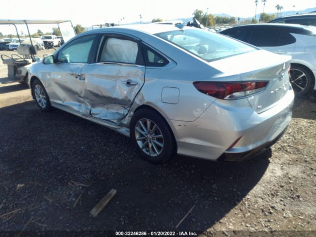 Photo 2 VIN: 5NPE24AF3JH706443 - HYUNDAI SONATA 