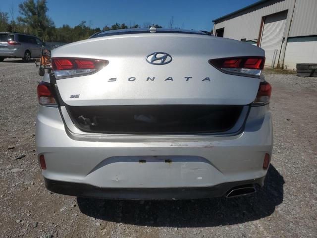 Photo 5 VIN: 5NPE24AF3JH708807 - HYUNDAI SONATA SE 