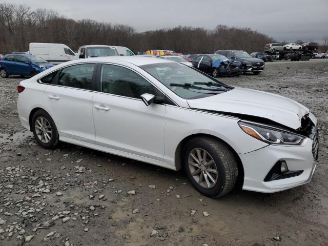 Photo 3 VIN: 5NPE24AF3JH718298 - HYUNDAI SONATA SE 