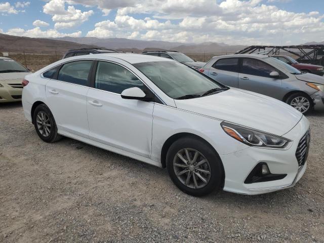 Photo 3 VIN: 5NPE24AF3KH739122 - HYUNDAI SONATA 