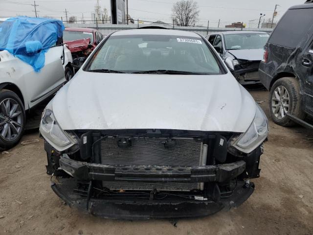 Photo 4 VIN: 5NPE24AF3KH750119 - HYUNDAI SONATA SE 