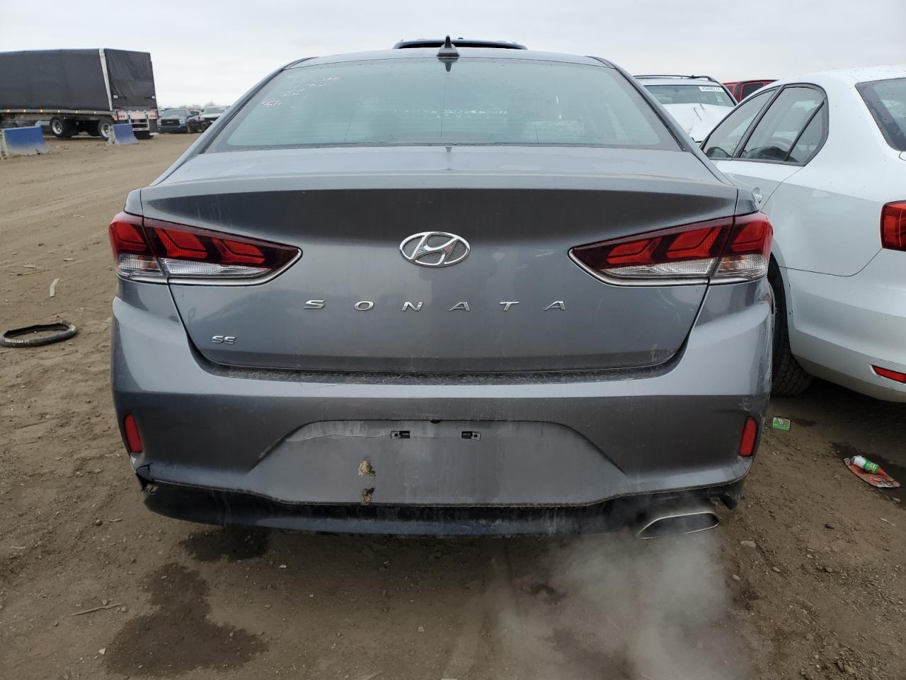 Photo 5 VIN: 5NPE24AF3KH750699 - HYUNDAI SONATA 